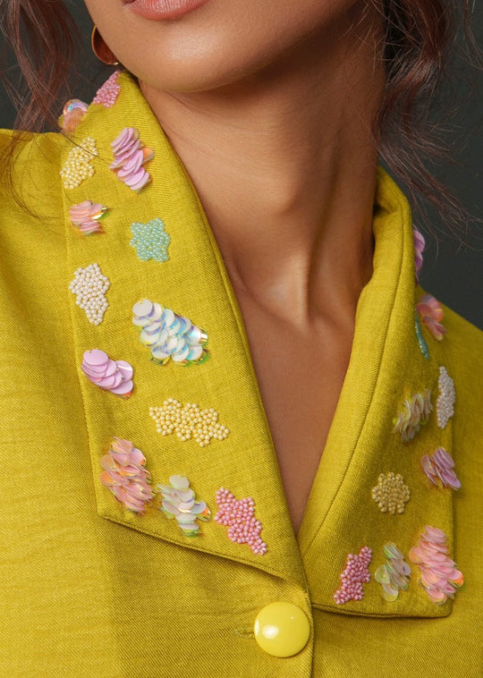 Emy - Linen shirt with collar work