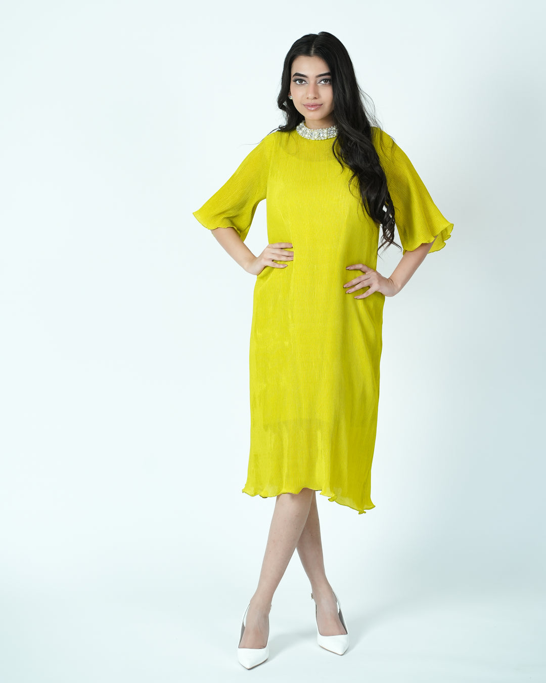 Twinkle -The Pleated Dress with Sleeves