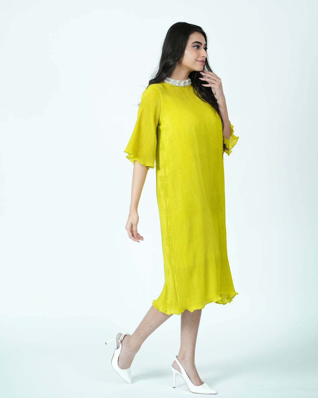 Twinkle -The Pleated Dress with Sleeves