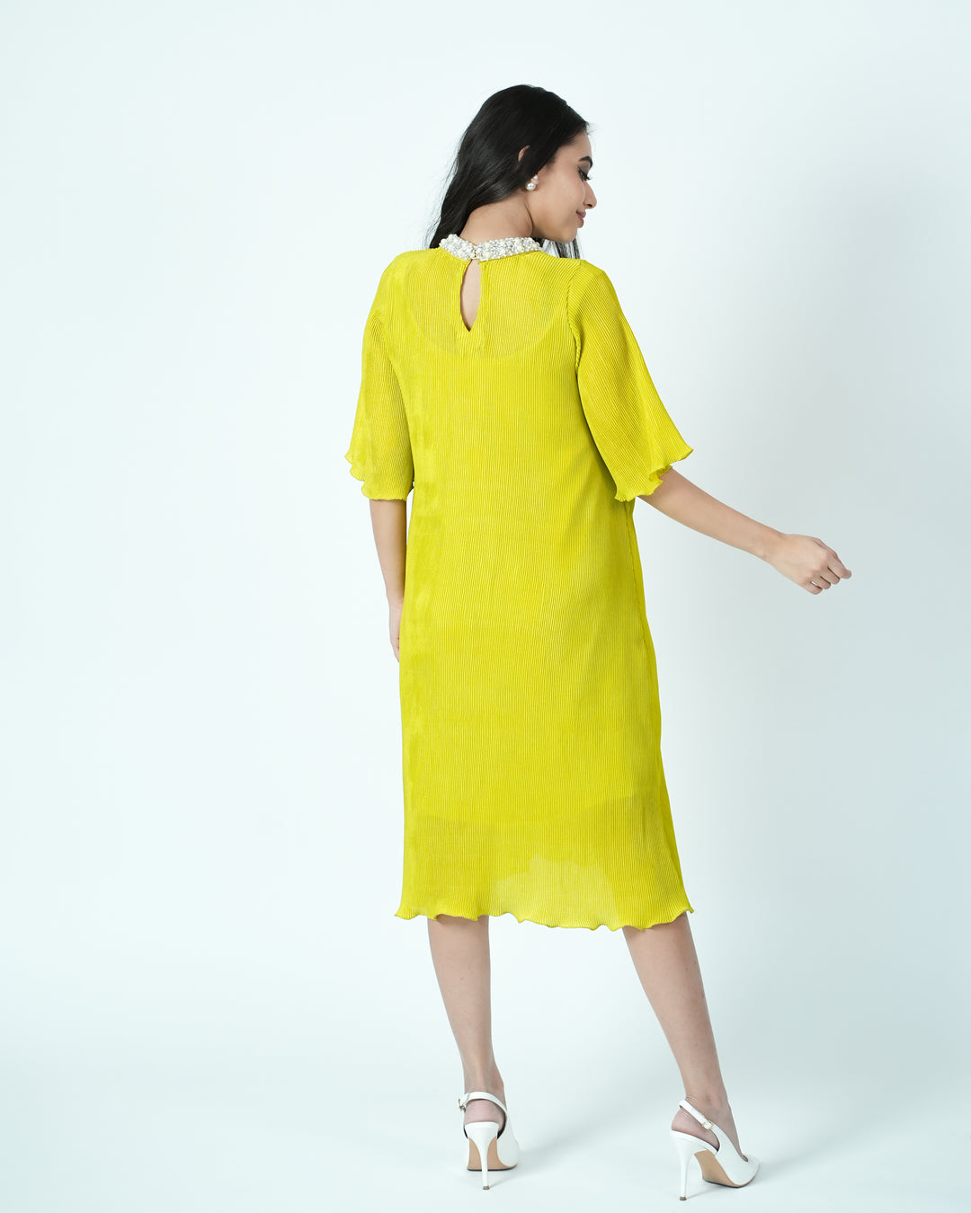 Twinkle -The Pleated Dress with Sleeves