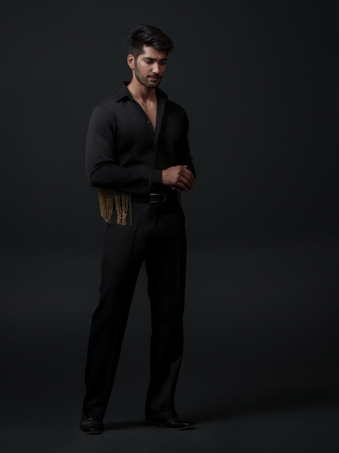 Madonna Men Shirt with Sleeves Hangings