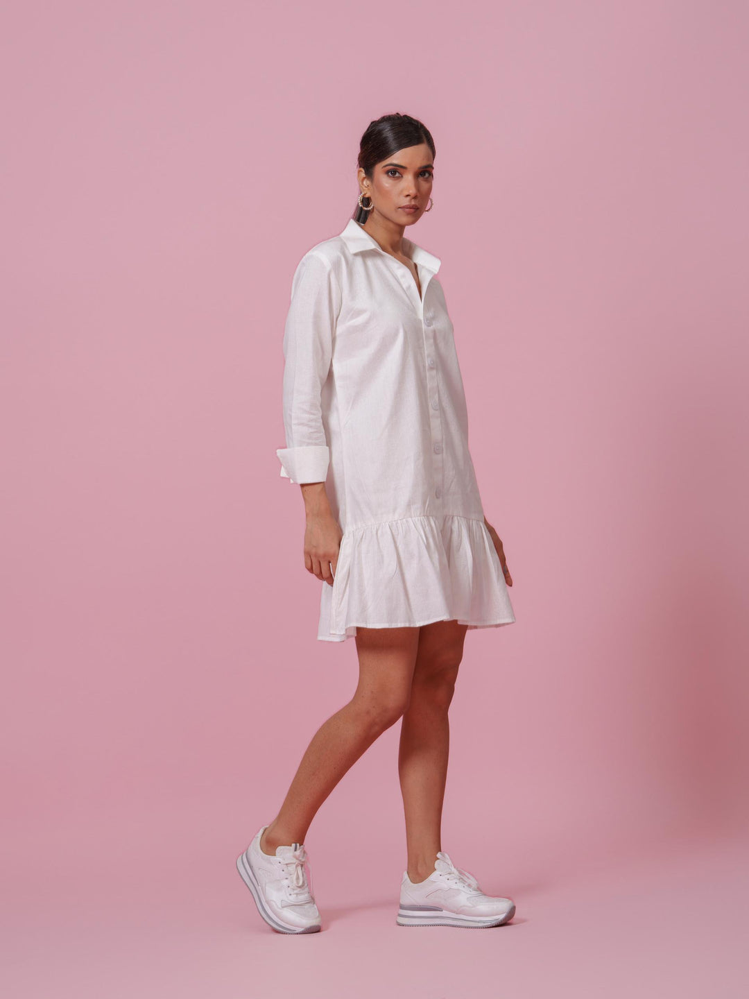 Twitter-Knee Length dress with collars