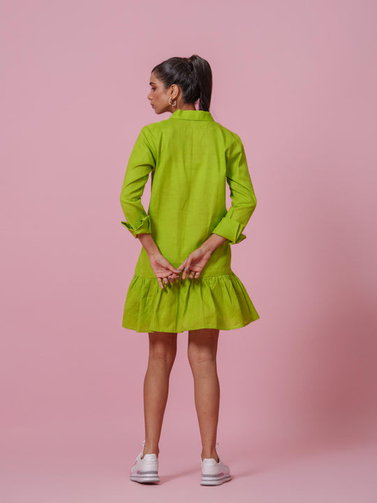 Twitter-Knee Length dress with collars