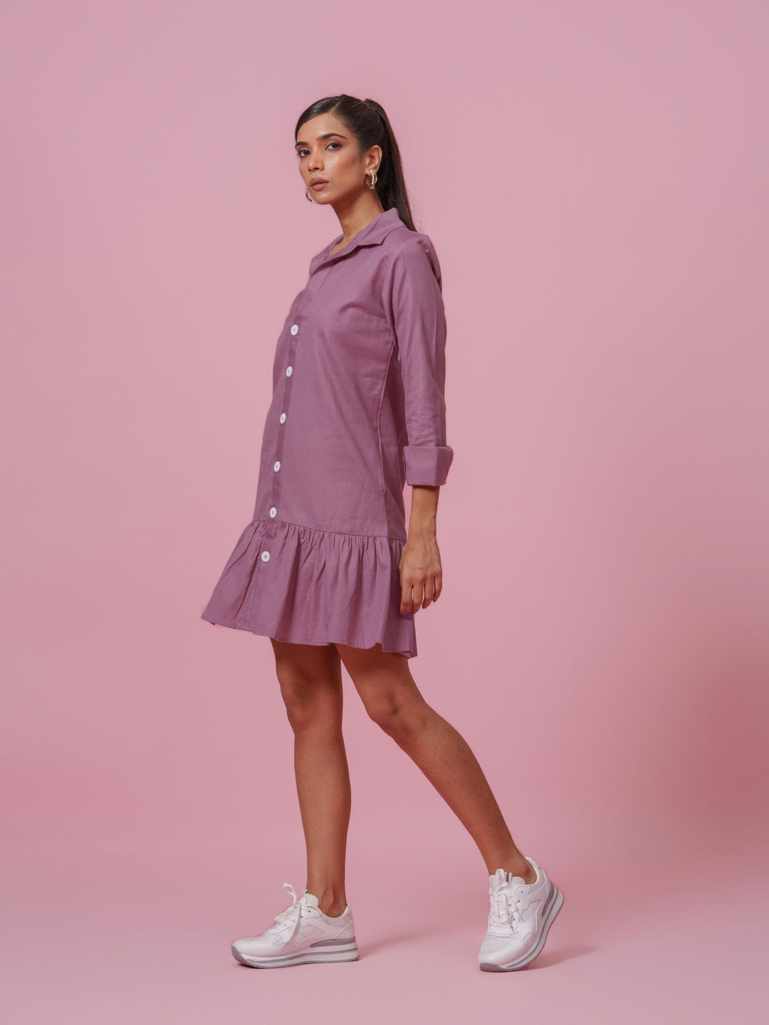Twitter-Knee Length dress with collars