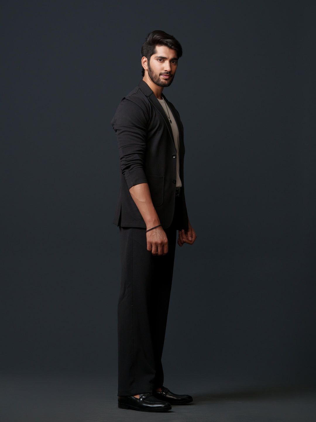 modern alfa co-ord set from the kina, featuring a perfectly tailored fit with a stylish top and matching bottoms. designed for effortless elegance, this set blends comfort and fashion, making it ideal for casual outings, brunch or evening events.