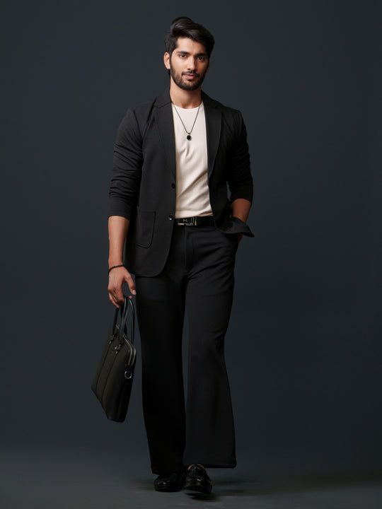 modern alfa co-ord set from the kina, featuring a perfectly tailored fit with a stylish top and matching bottoms. designed for effortless elegance, this set blends comfort and fashion, making it ideal for casual outings, brunch or evening events.