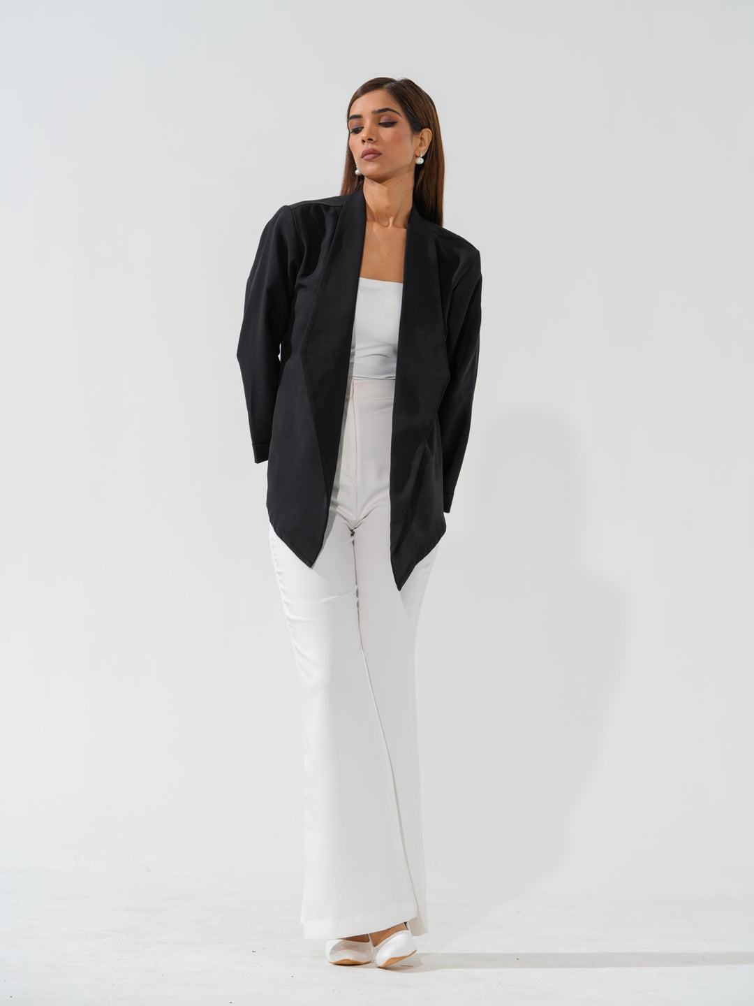 Alice - Short Black Blazer