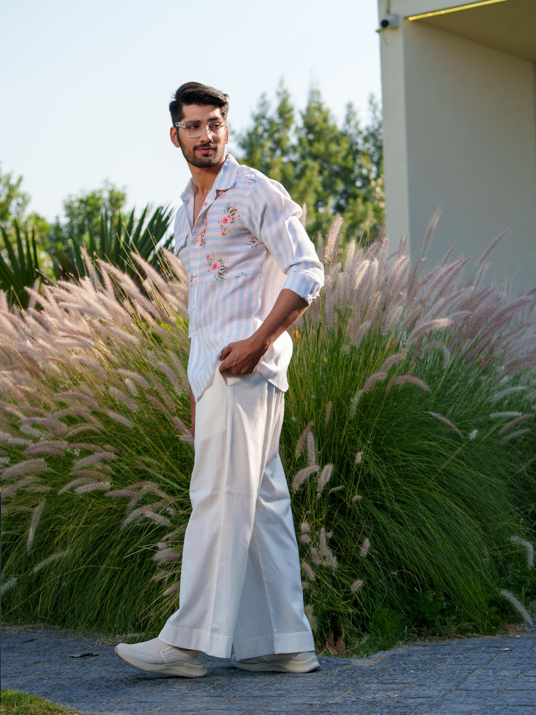 Madox - Men's Full Sleeve Stripted Shirt