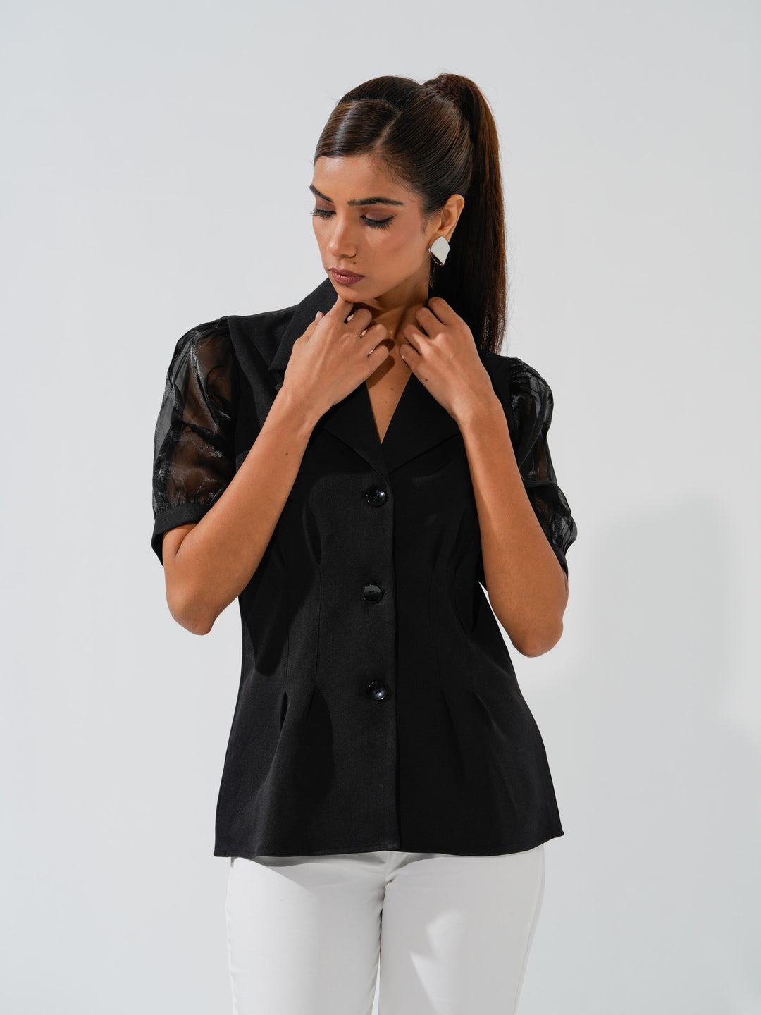 Isabell - Banana Crepe top with balloon sleeves