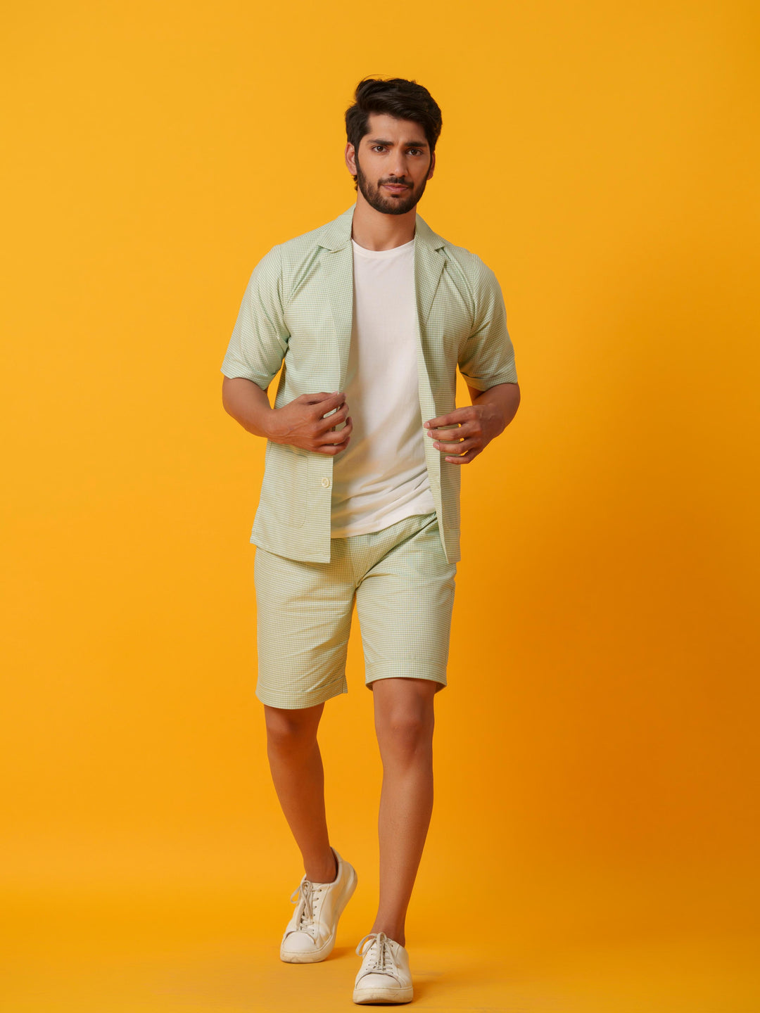 Jack - Two botton Shirt with Shorts in Checks