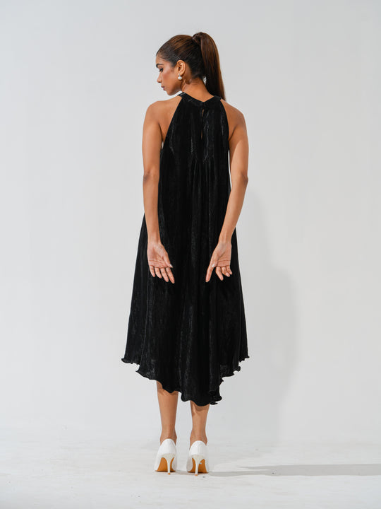 Bombshell - A flowy long dress in sleek corduroy with pearl work
