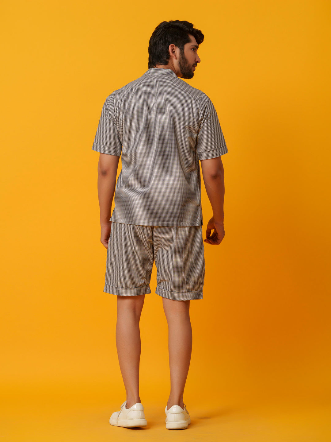 Jack - Two botton Shirt with Shorts in Checks