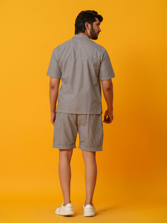 Jack - Two botton Shirt with Shorts in Checks