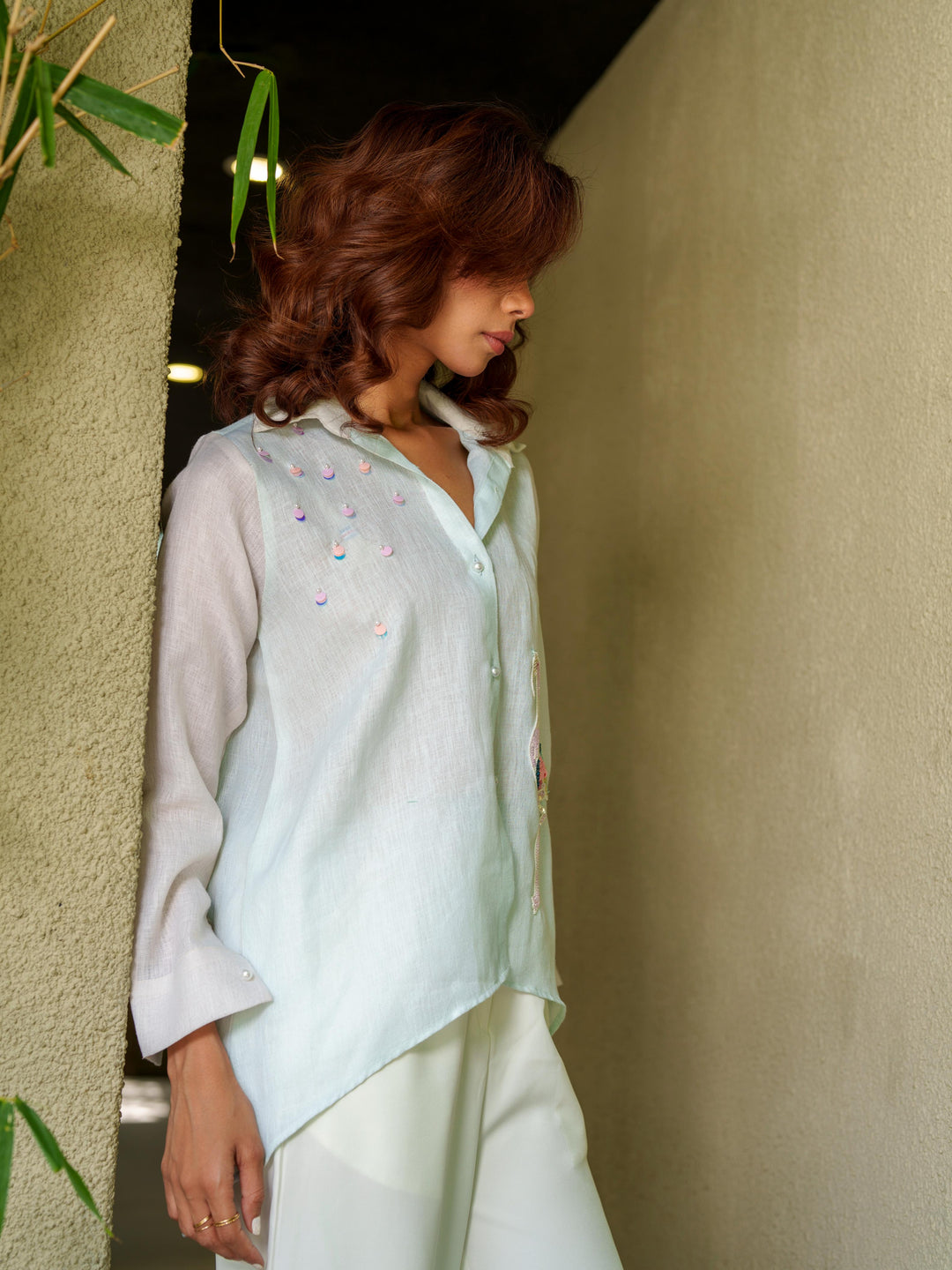 Suzan- Linen Shirt with Minimal Flamingo Motif