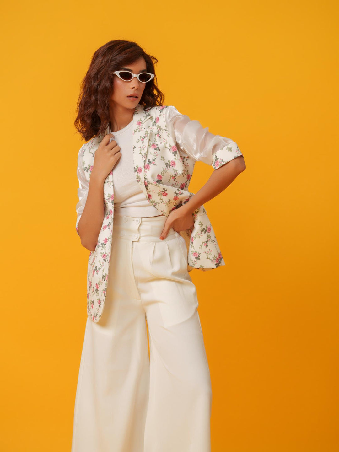 Angel Eye - Our sleek Blazer with standout sleeves