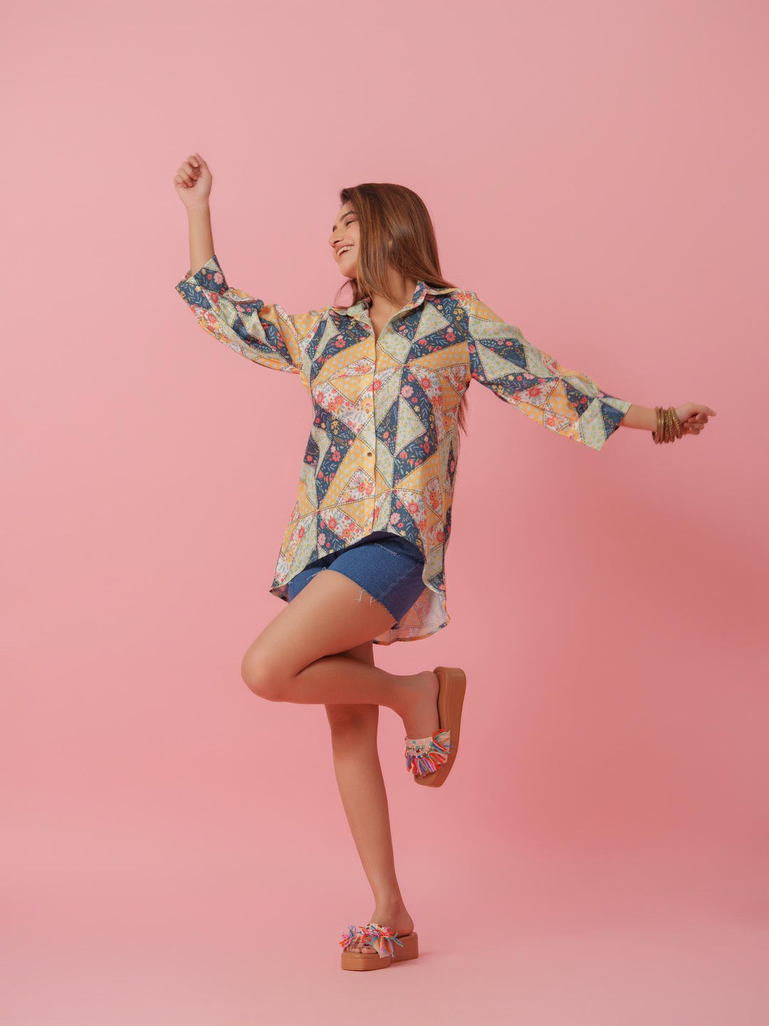 Petra - Linen Multicolored Printed Comfort Fit Shirt