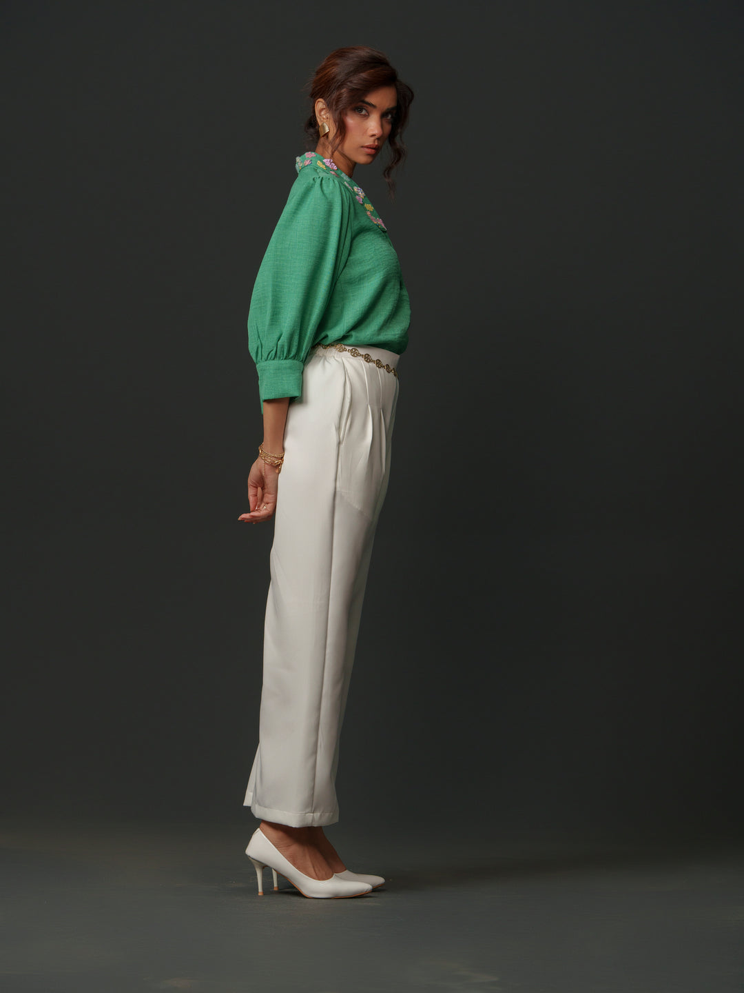 Emy - Linen shirt with collar work