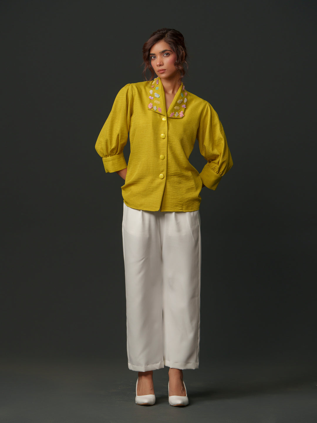 Emy - Linen shirt with collar work