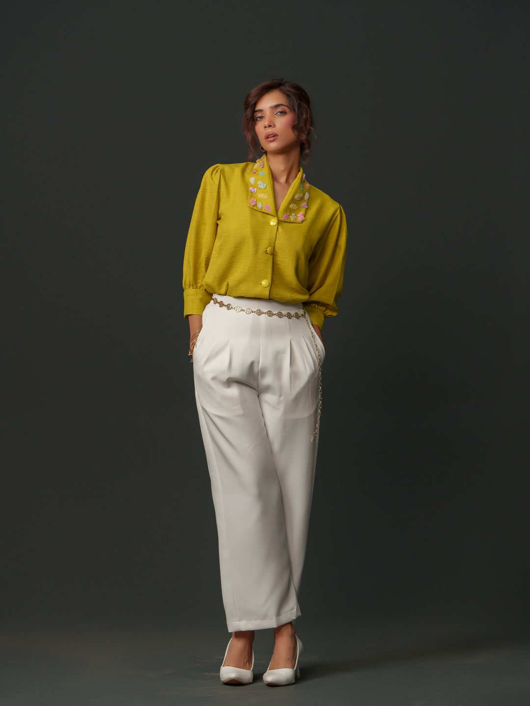 Emy - Linen shirt with collar work