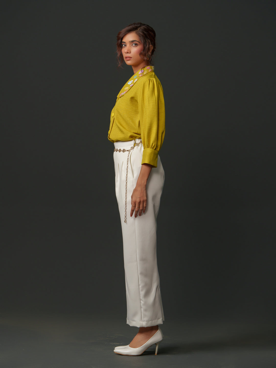 Emy - Linen shirt with collar work