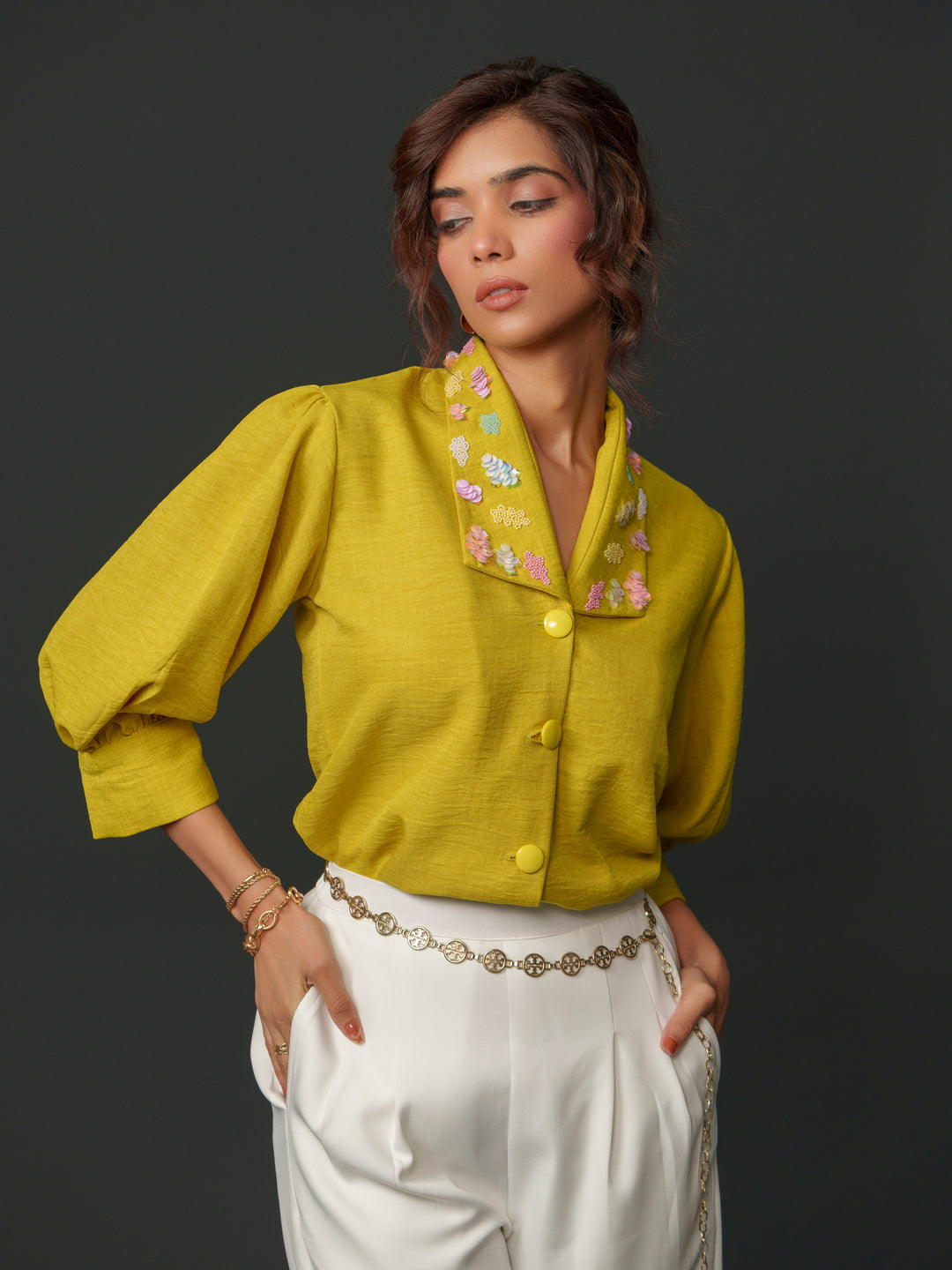 Emy - Linen shirt with collar work