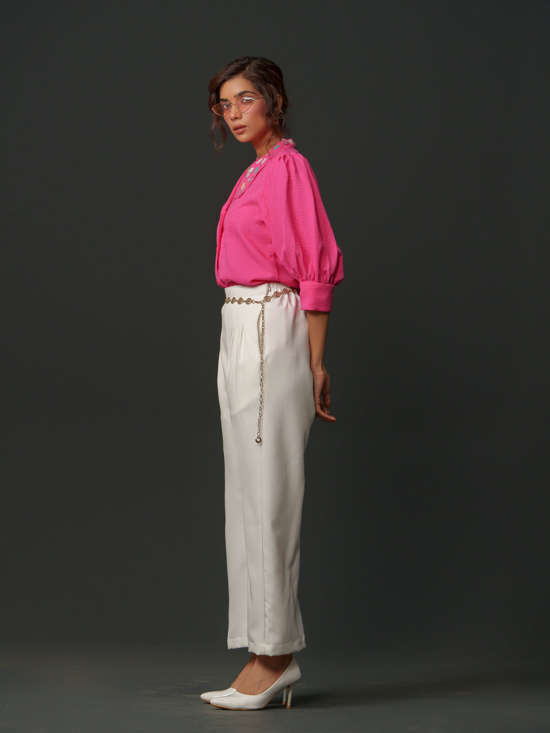 Emy - Linen shirt with collar work