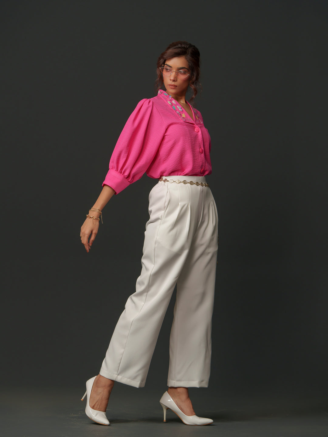 Emy - Linen shirt with collar work