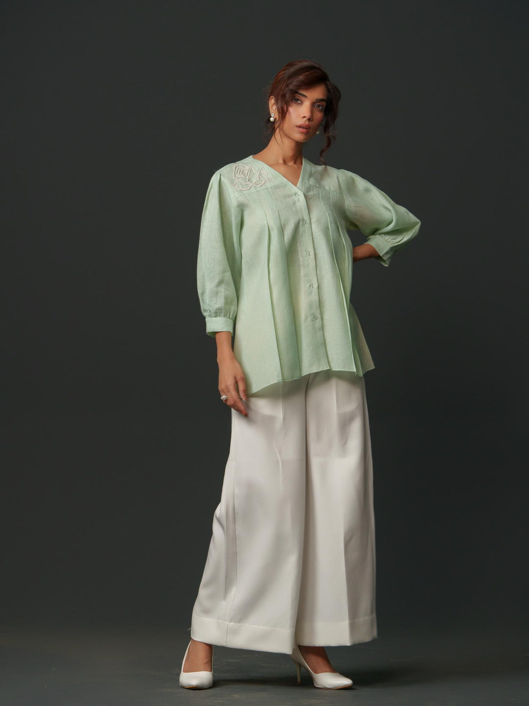 Macy - Linen Shirt With Geomectric Rose
