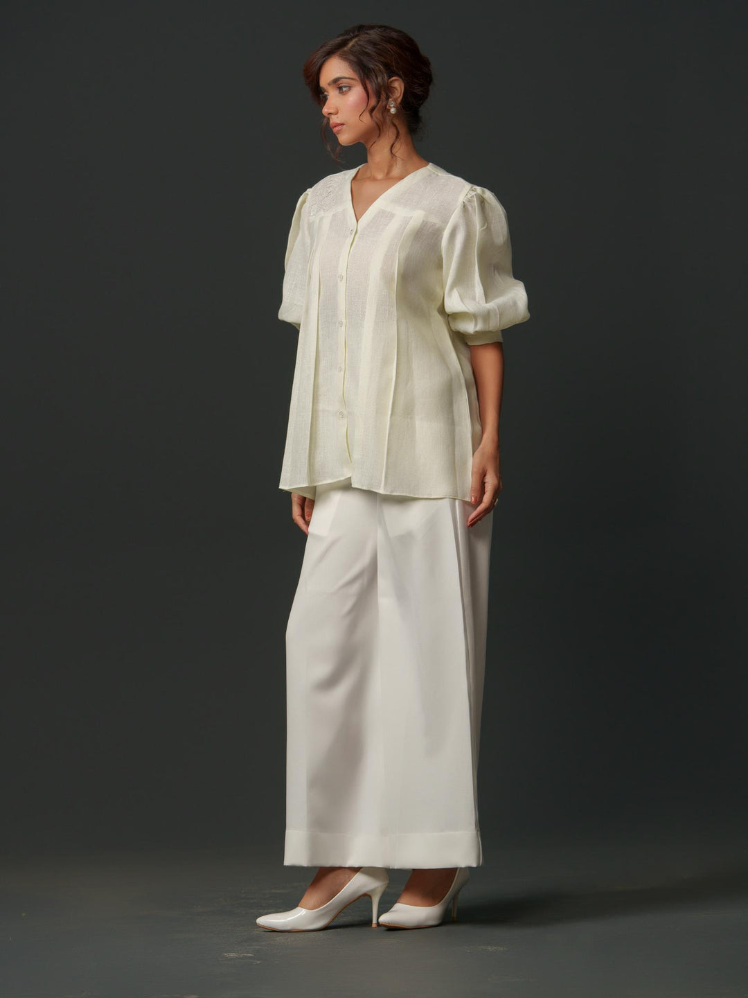 Macy - Linen Shirt With Geomectric Rose