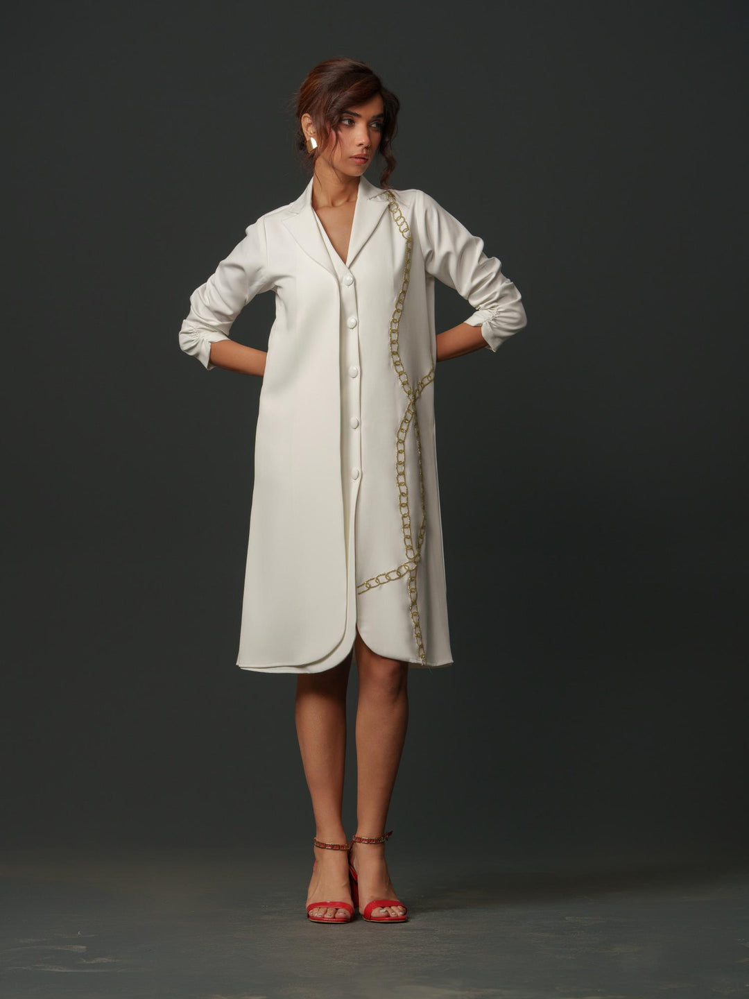 Cindy - Knee length shirt dress with front handwork
