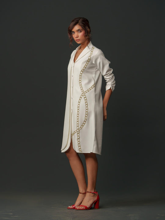 Cindy - Knee length shirt dress with front handwork