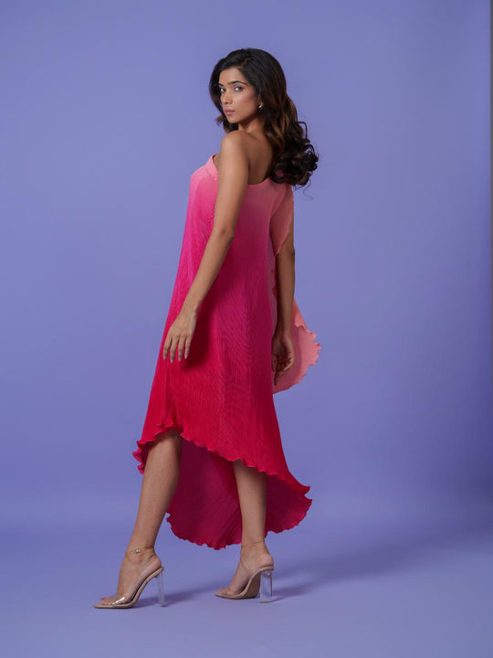 Veronica-Pleated sleeveless long length dress