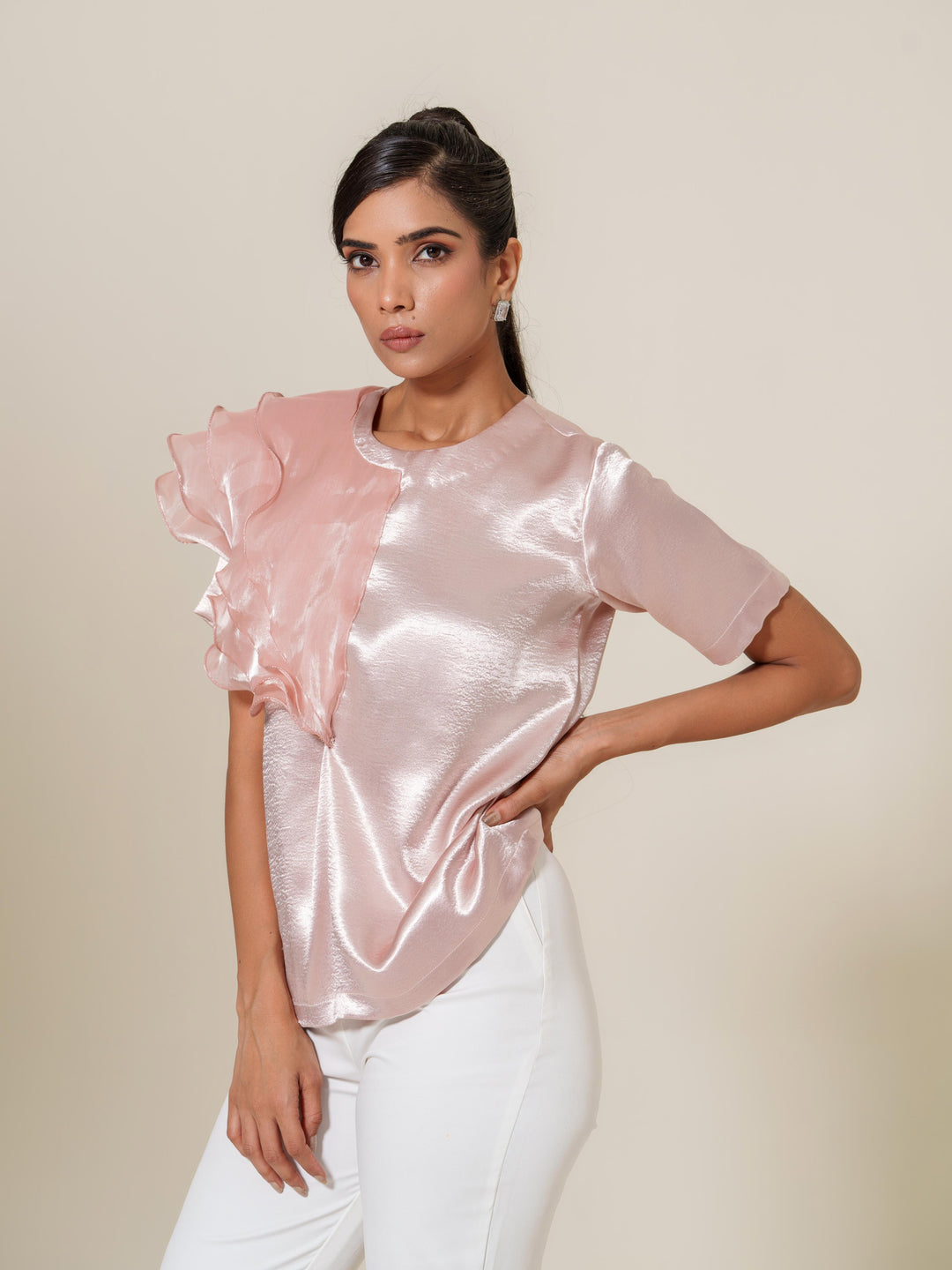 ruban club one sided ruffled top-a chic and elegant statement top featuring an asymmetric ruffle design, perfect for parties and special occasions.