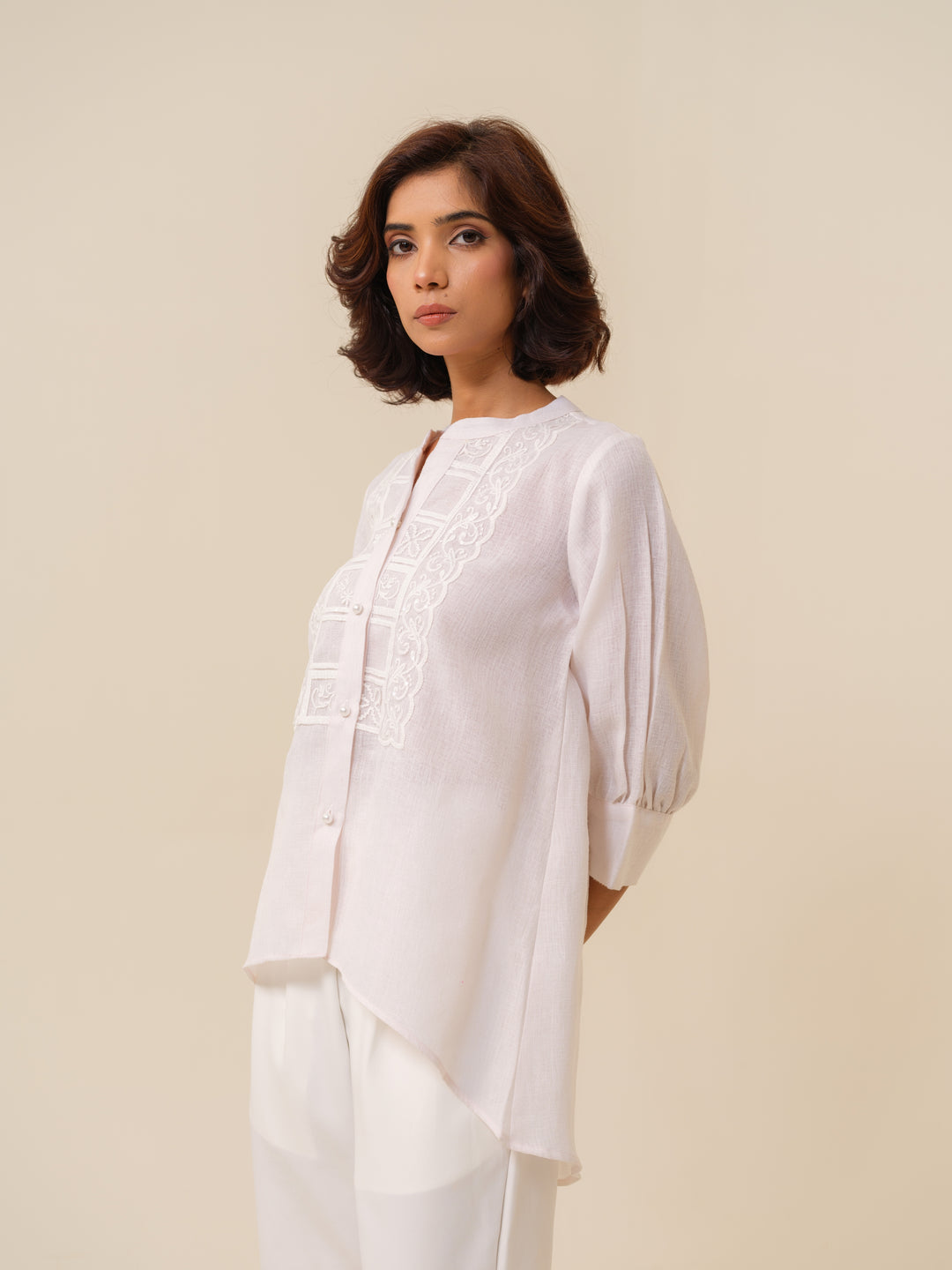 Winnie - Classic White Shirt With Lace Detailing For Women