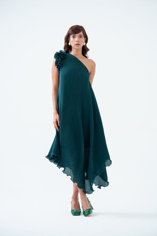 Curly- The Pleated Dress with Ruffled Sleeves