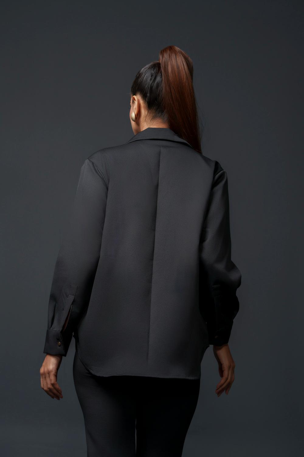 Sansa Club Shirt with tasseled motif on pockets