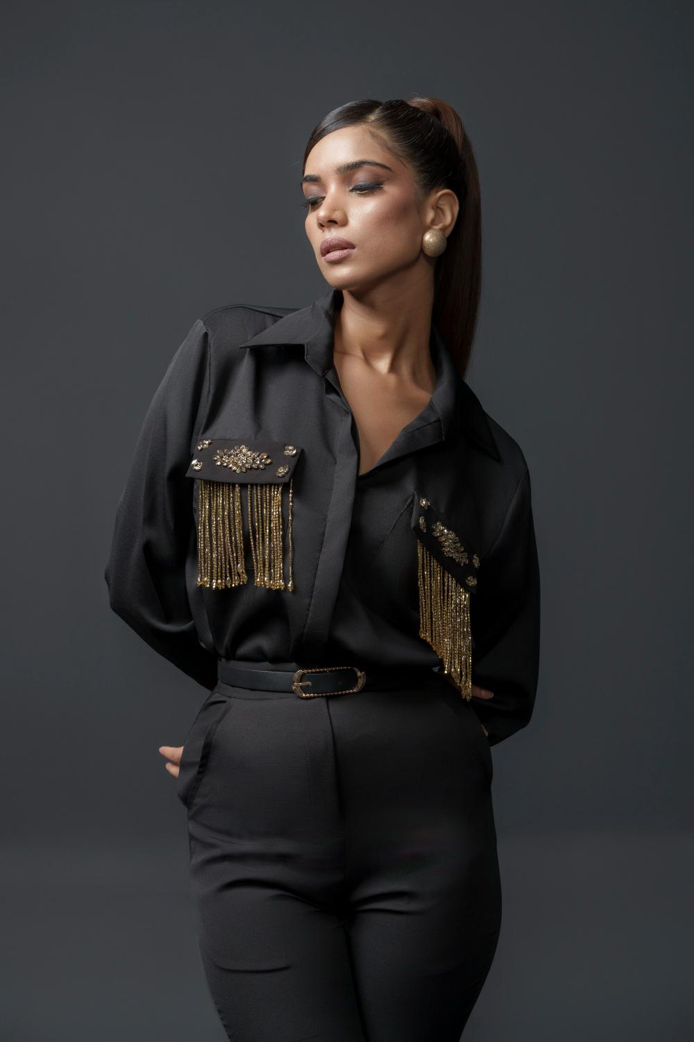 Sansa Club Shirt with tasseled motif on pockets