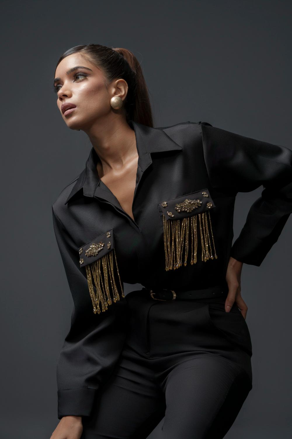 Sansa Club Shirt with tasseled motif on pockets