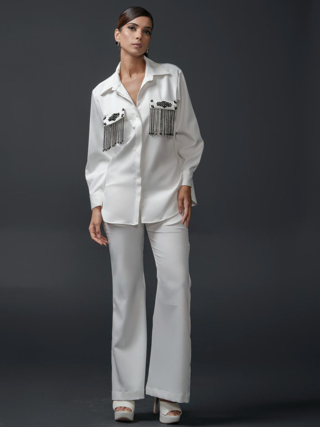 Sansa Club Shirt with tasseled motif on pockets