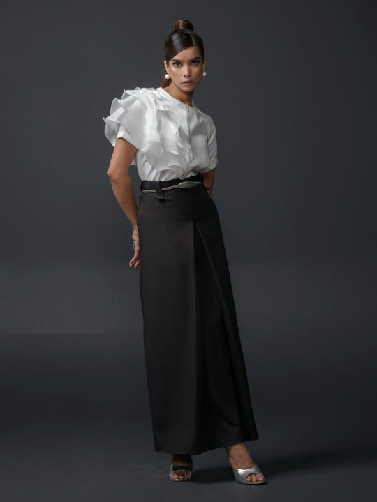 ruban club one sided ruffled top-a chic and elegant statement top featuring an asymmetric ruffle design, perfect for parties and special occasions.