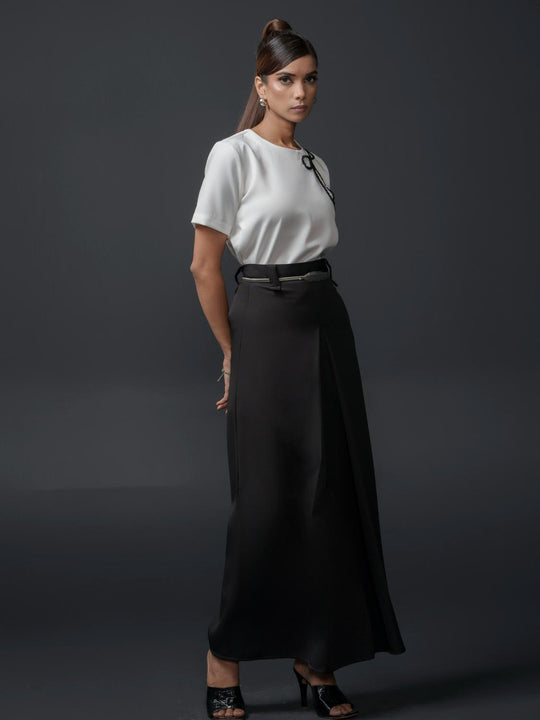 Brenda Club Shirt with bow motif handwork in Banana Lycra