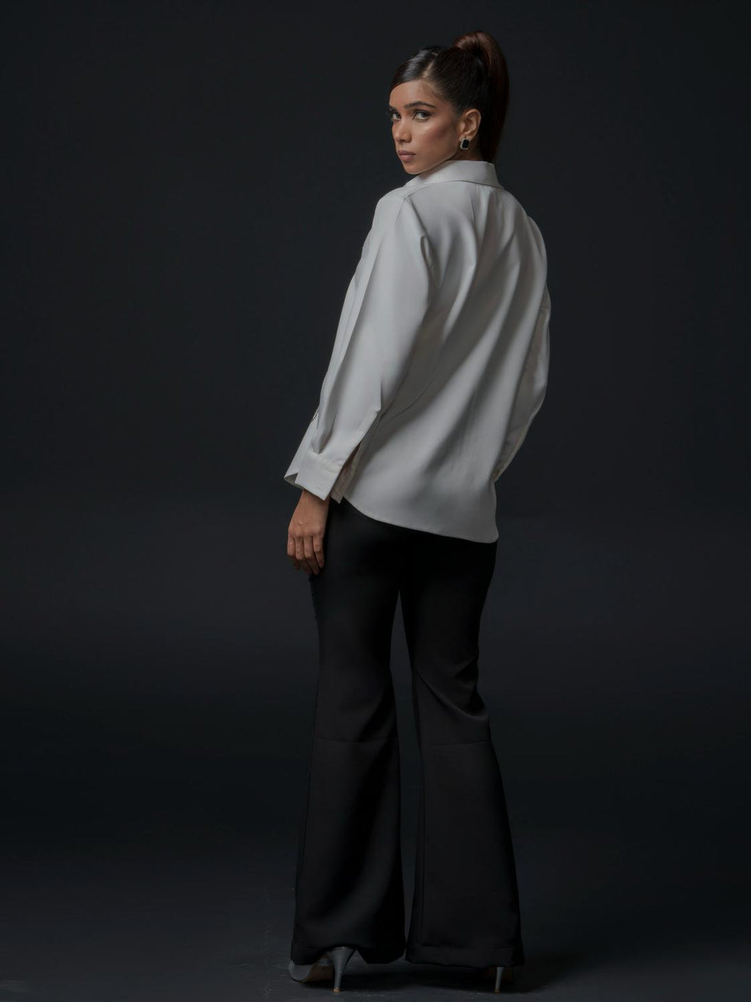 Tulipa Club Shirt with tulip motif handwork